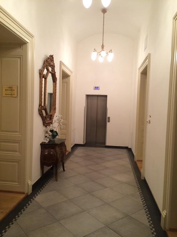 Apartment U Muzea Prága Szoba fotó